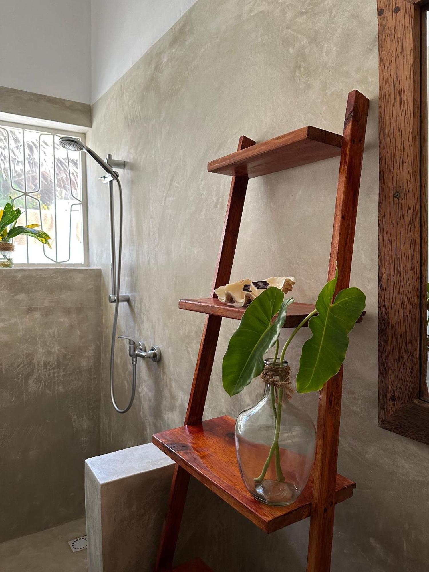 Mlango Paje House II Bed & Breakfast Екстериор снимка